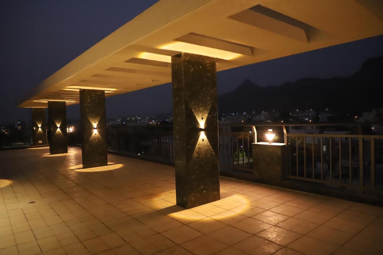 Clover Inn Udaipur Exterior foto