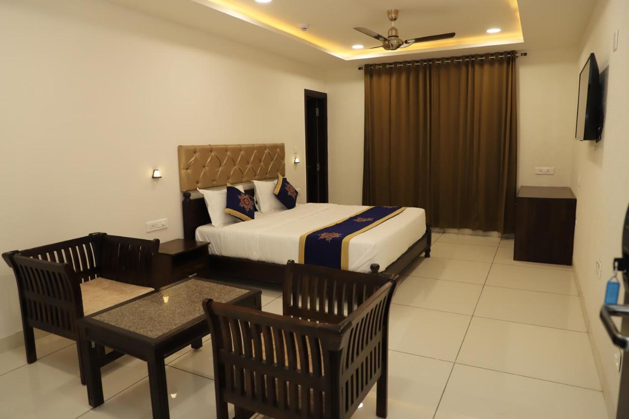 Clover Inn Udaipur Exterior foto